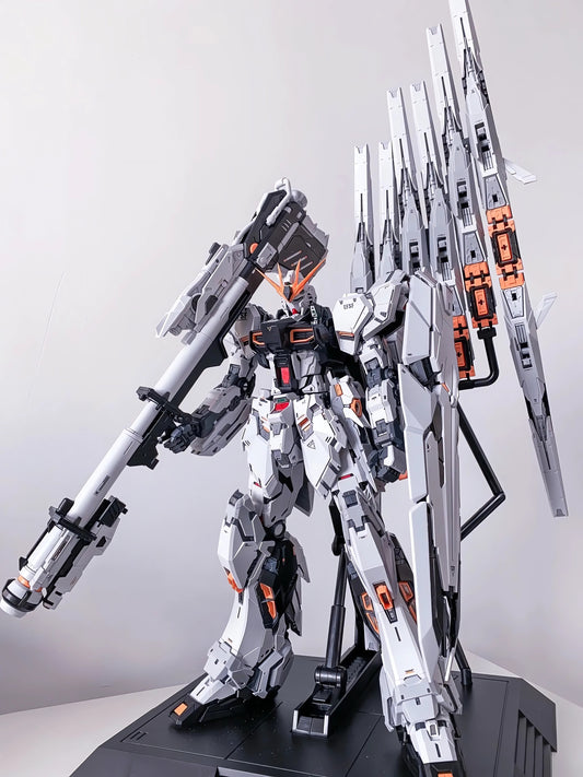 V Gundam 1/100